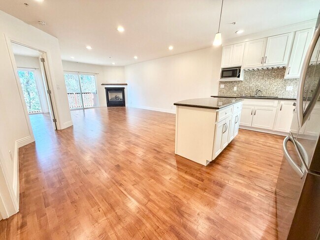 Foto del edificio - 2448-2452 Geary Blvd