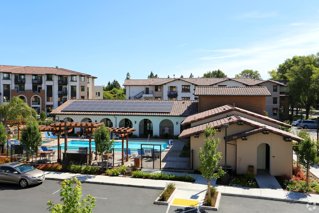 Anton Hacienda Apartments Pleasanton Ca Apartments Com