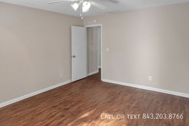 Building Photo - 103 Woodduck Dr