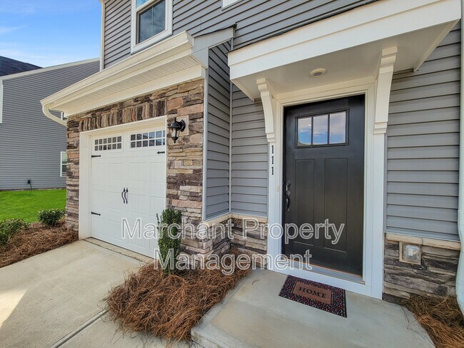 Building Photo - 111 Marthawood Ln