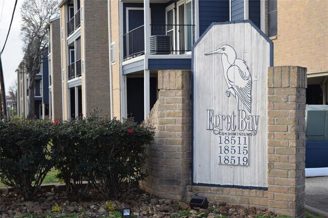 Building Photo - 18511 Egret Bay Blvd