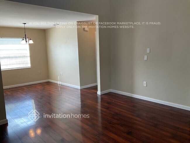 Foto del edificio - 341 Santiago Ct