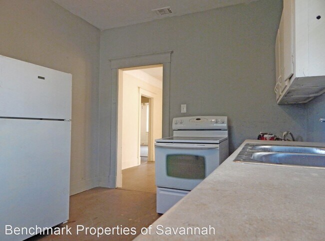 Building Photo - 2 br, 1 bath House - 1124 east 40th street