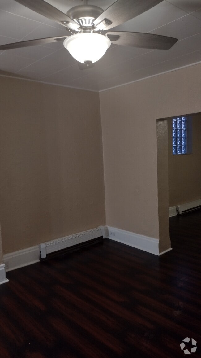 Building Photo - 7323 Denniston Ave