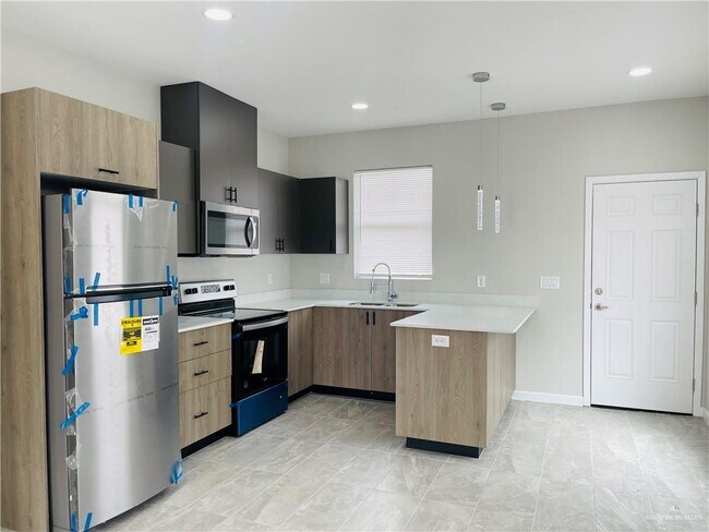 Building Photo - 1 South St