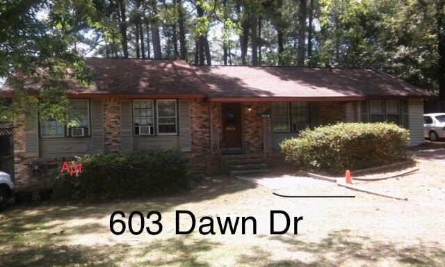 Primary Photo - 603 Dawn Dr