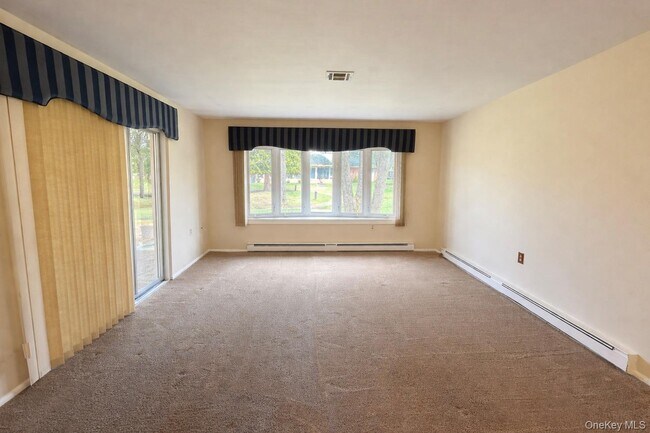 Foto del edificio - 9 Guilford Ct