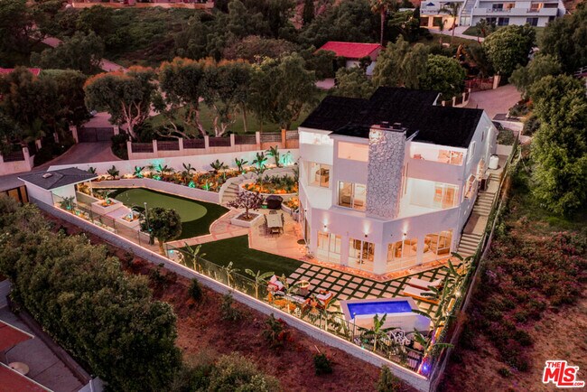 Foto del edificio - 31271 Bailard Rd