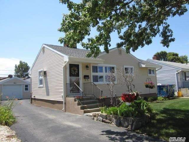 Primary Photo - 73 Tyler St