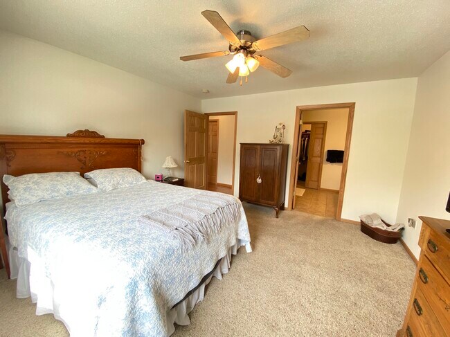 Foto del edificio - 2028 Crooked Ave