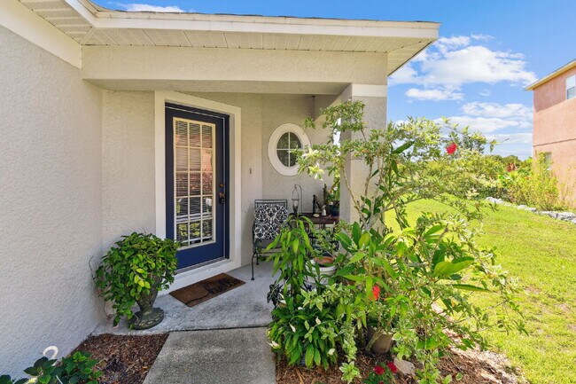 Foto del edificio - 3 bed, 2 bath, 2 car garage in Riverview