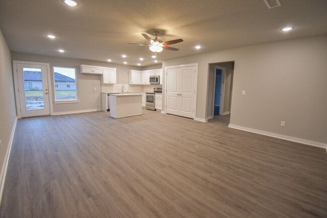 Building Photo - Be a Part of this Newer Neighborhood in Fa...