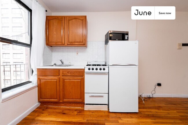 Foto del edificio - 1365 1st Ave