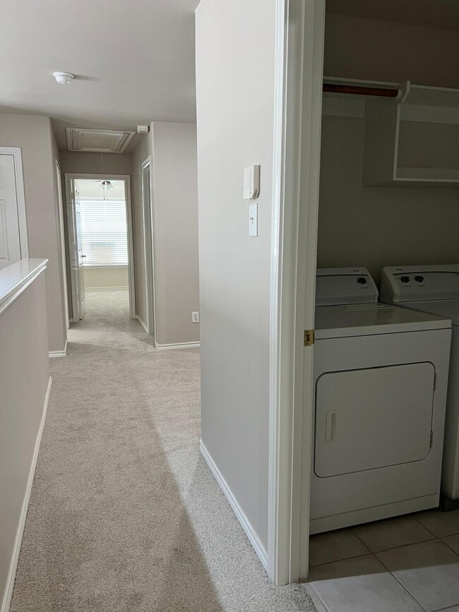 Building Photo - 114 N Camellia Grove Cir