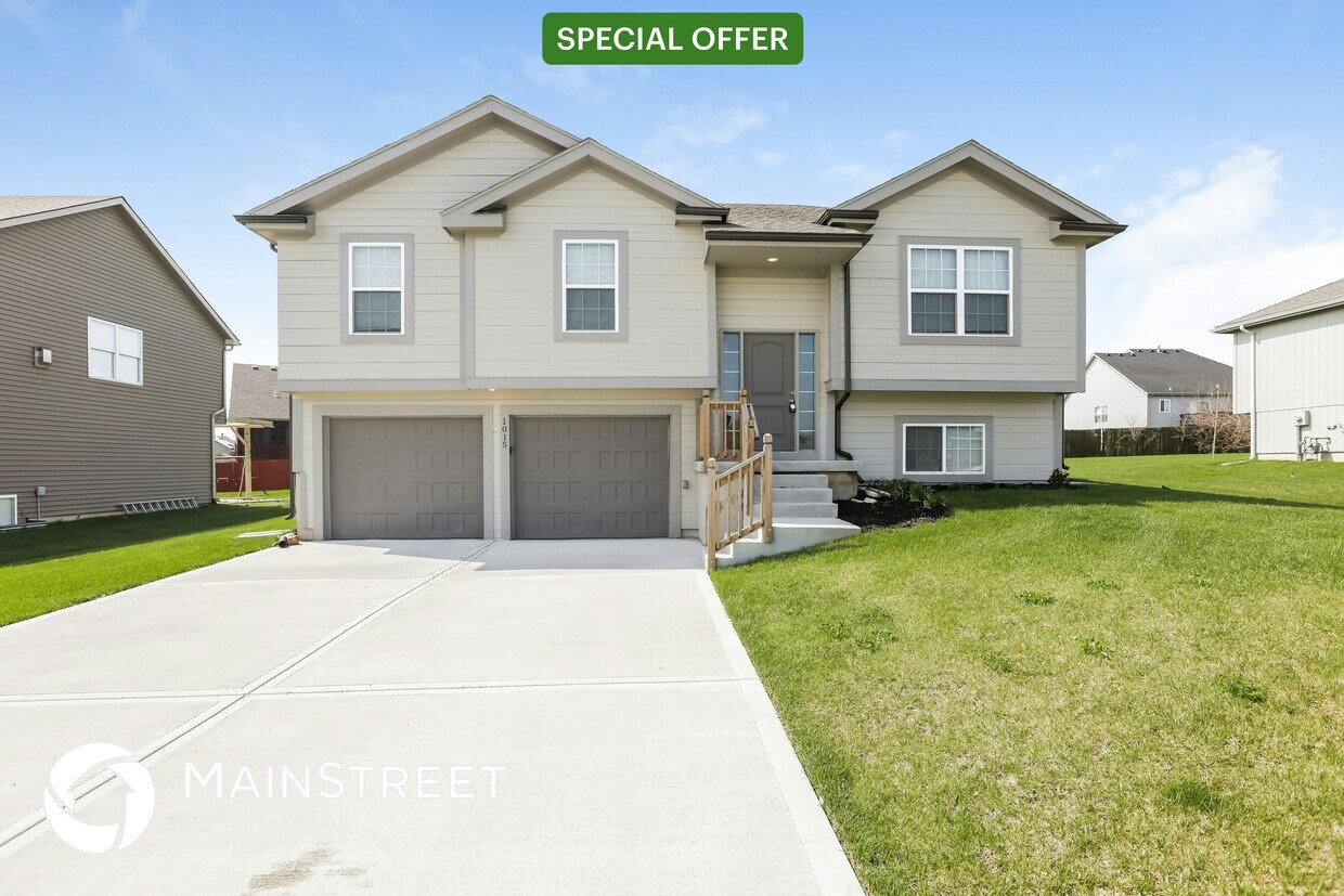 Foto principal - 1015 Clayton Dr