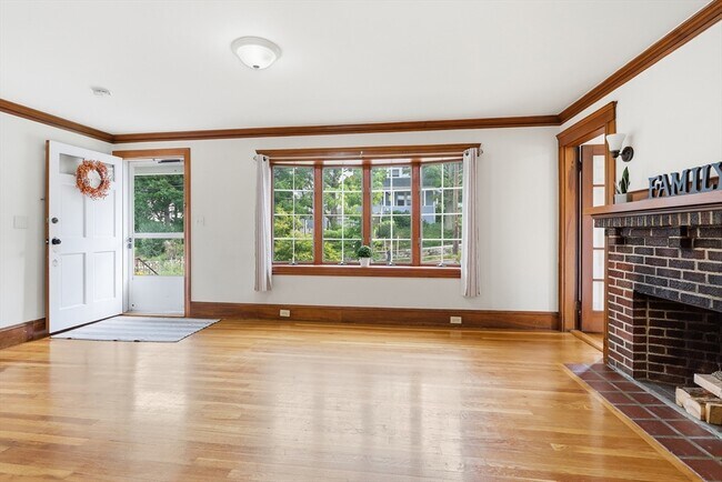 Foto del edificio - 131 Highland Ave