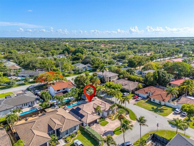 Foto del edificio - 15260 SW 143rd St