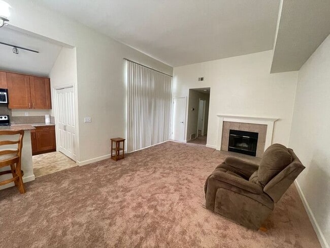Building Photo - Spacious 2-Bedroom - $2,299/mo