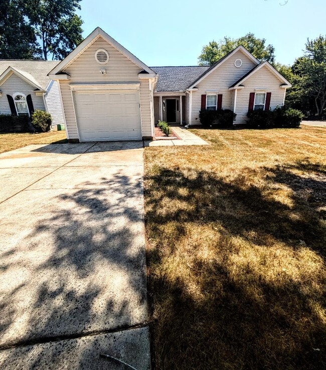 Building Photo - 9231 Shenington Pl