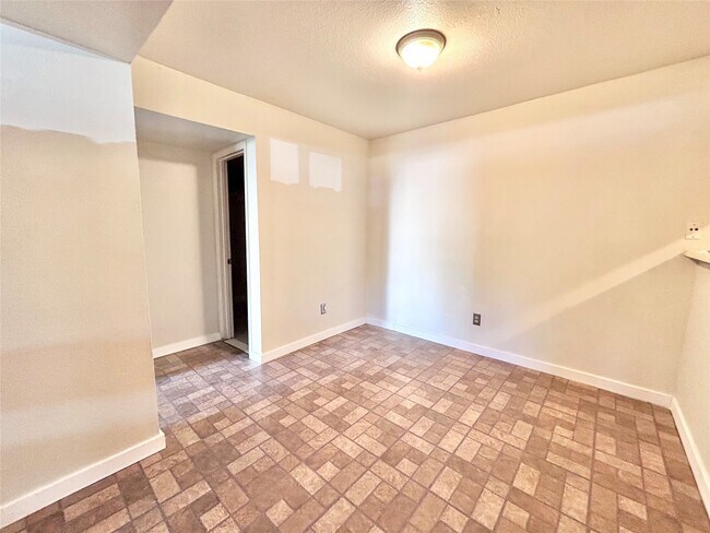 Foto del edificio - 8201 Richmond Ave.