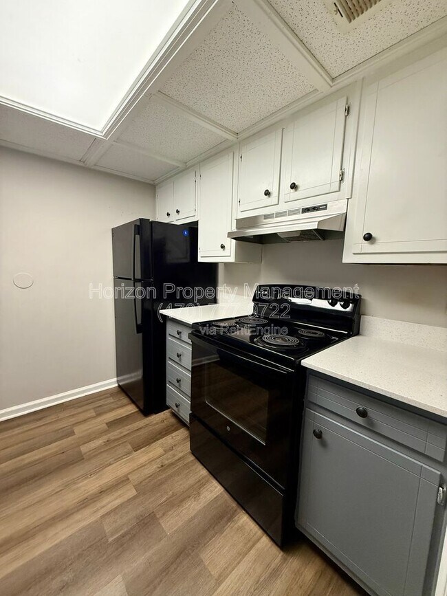Building Photo - 3730 Old Flowery Branch Rd