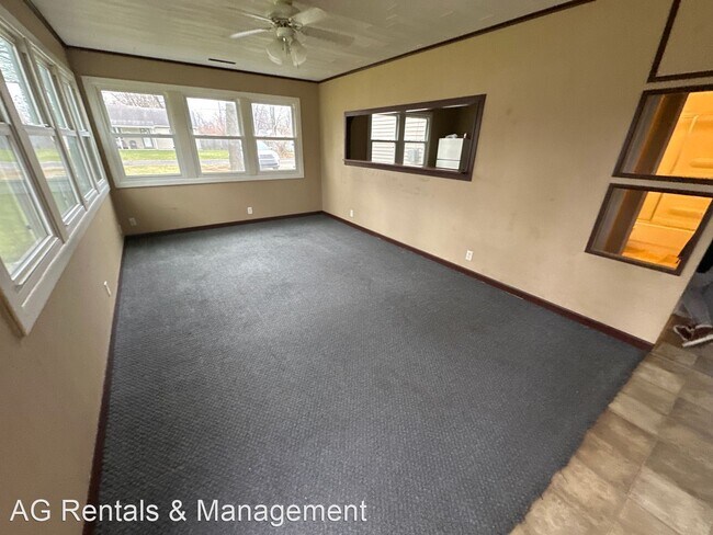 Building Photo - 3 br, 1 bath House - 1730 Scotsdale Dr