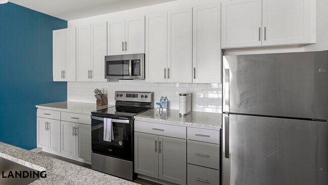 Foto del edificio - 100 Wildwood Ct