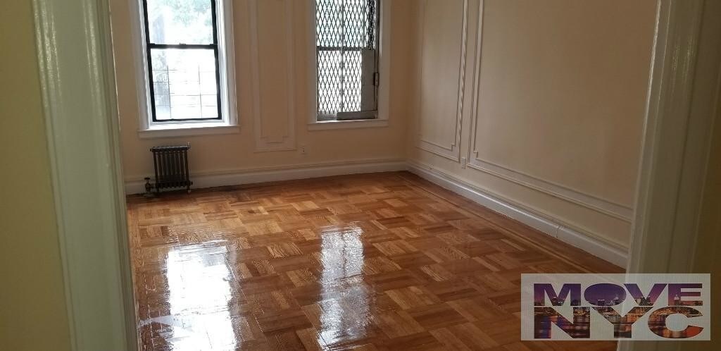 Foto principal - 3050 Perry Ave
