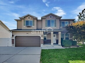 Building Photo - 865 Southhampton Dr