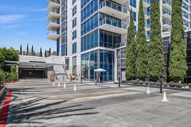 Photo - Luxury Elevated Living 1 Bed 1.5 Bath Condo at Skyline OC