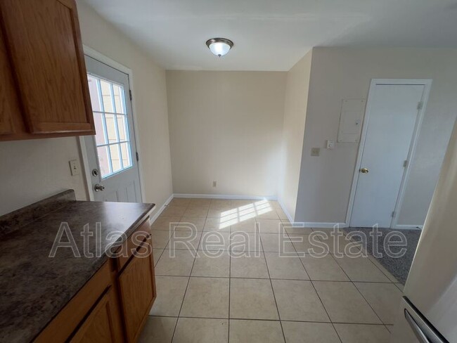 Building Photo - 6970 Peyote Way
