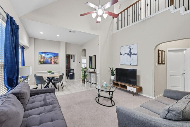 Foto del edificio - 8304 Timberbrook Ln