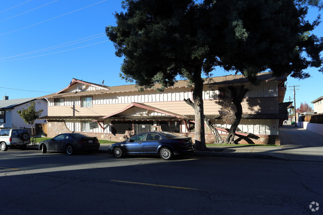 Foto del edificio - El Rancho Apartments