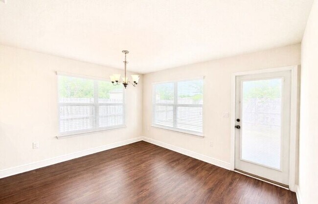 Building Photo - 5167 Carmell Ridge Cir
