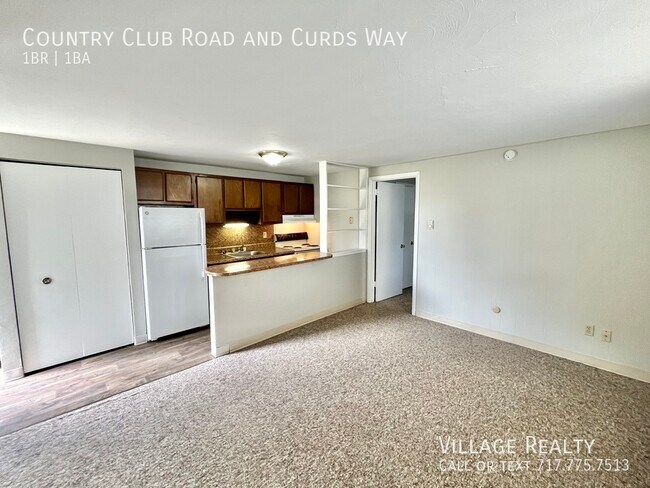 Foto del edificio - ONE MONTH FREE! NO steps! End-unit! Cozy c...