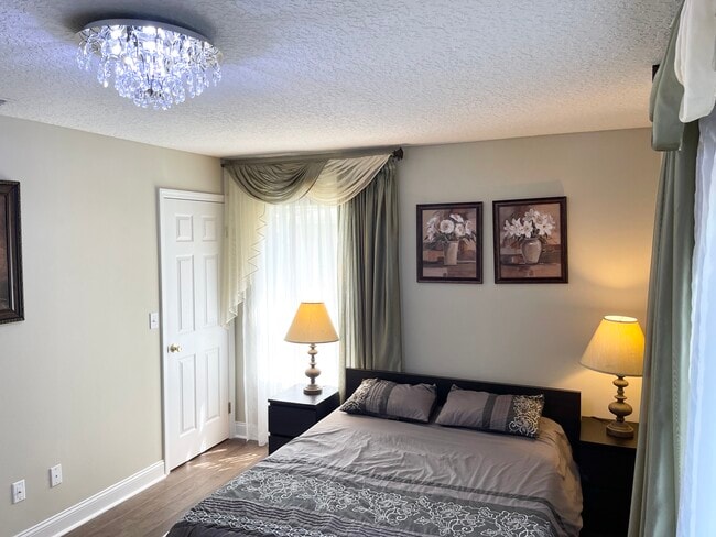 Foto del edificio - 35 Postman Ln