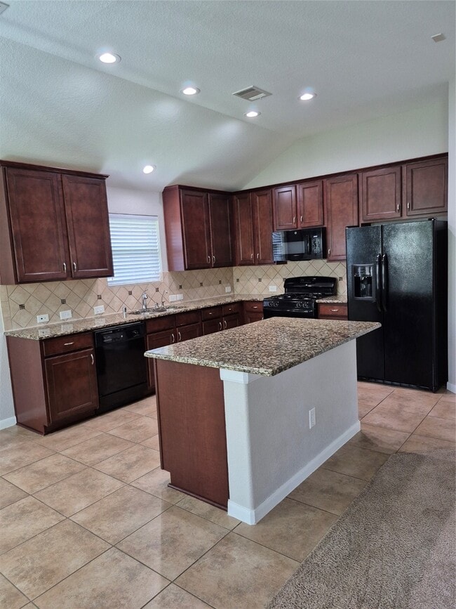 Building Photo - 17023 Tallgrass Prairie Ln