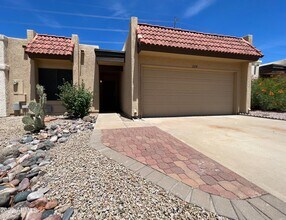 Building Photo - 2534 E Villa Theresa Dr