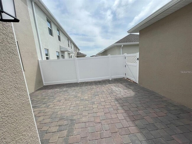 Building Photo - 10612 Words Dr