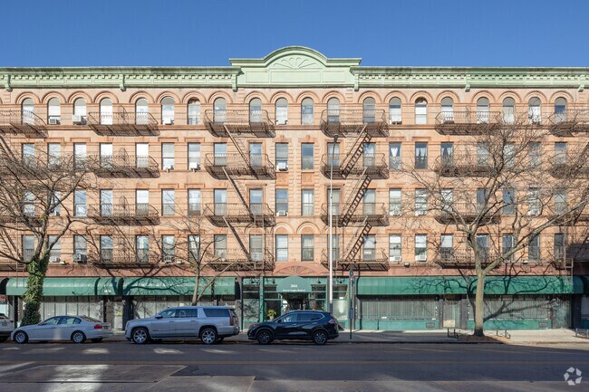 Foto del edificio - 2611-2615 Frederick Douglass Blvd