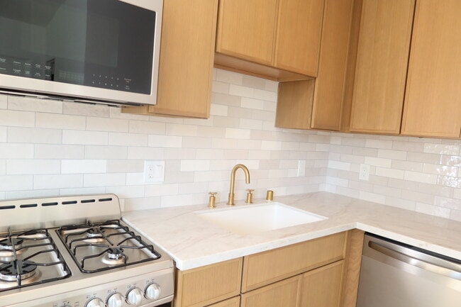 Foto del edificio - 1769-1775 N Gower St