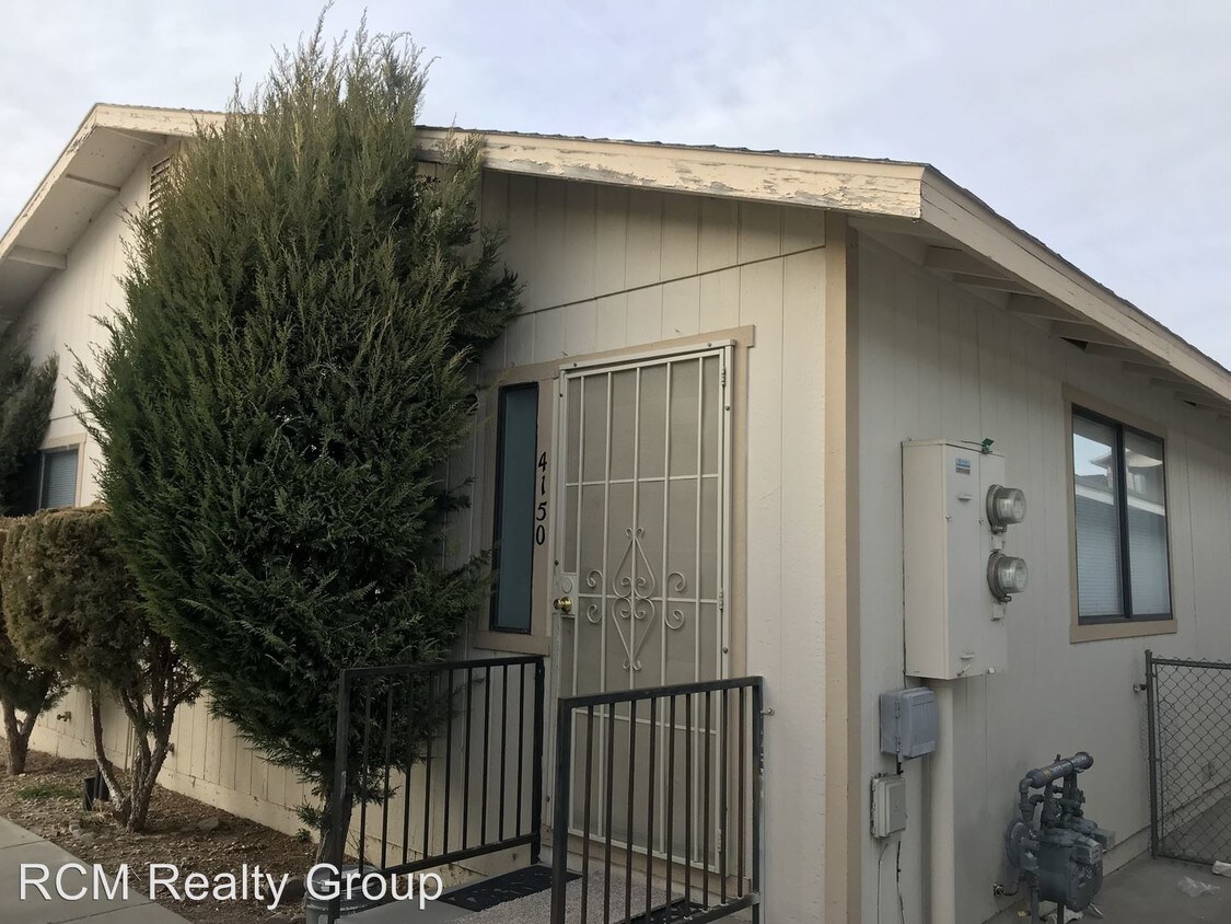 Primary Photo - 2 br, 2 bath Apartment - 4150 Sherman Lane