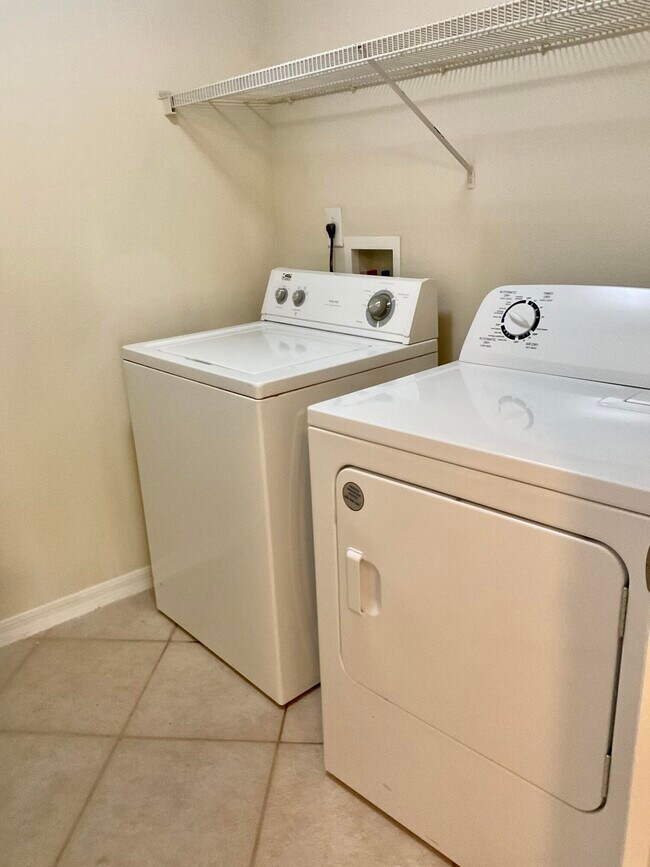 Foto del edificio - 6559 Emerald Dunes Dr