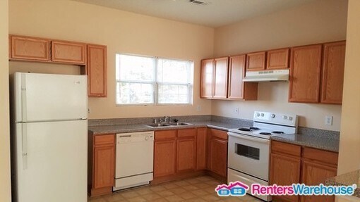 Building Photo - Spacious 3 Bedroom Townhome in Union City!
