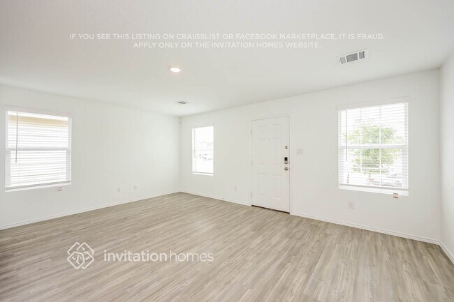 Foto del edificio - 14619 Southton Basin