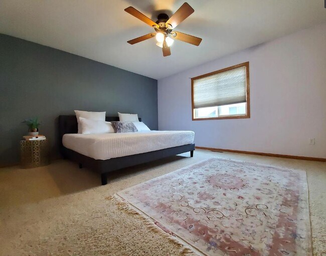 Foto del edificio - 5920 Belfry Ln NW