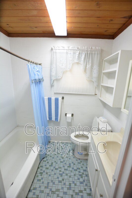 Foto del edificio - 1435 E Boulevard St