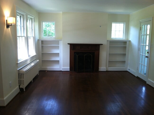 Building Photo - 4739 16th St N