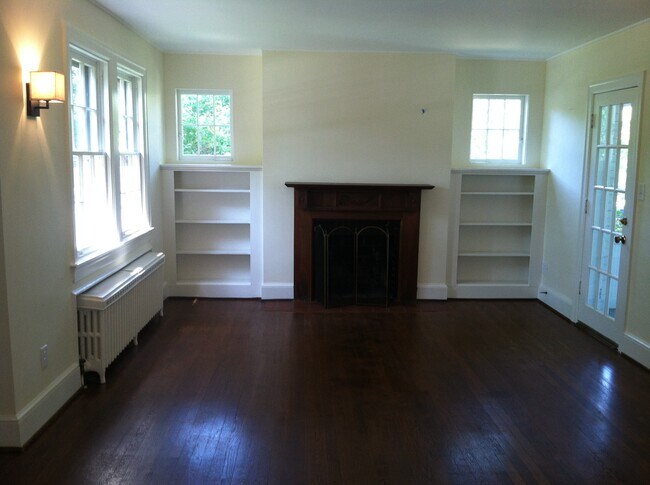 Foto del edificio - 4739 16th St N