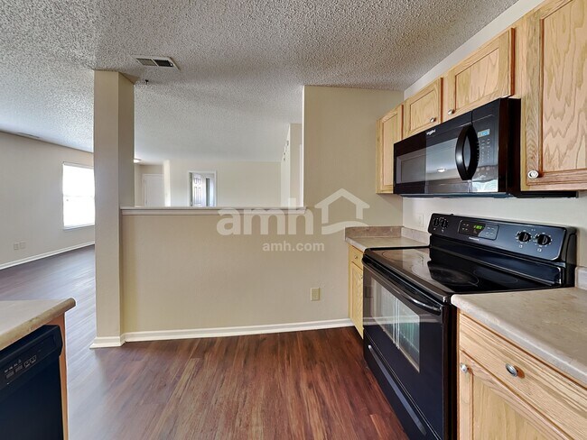 Building Photo - 13345 Heroic Way